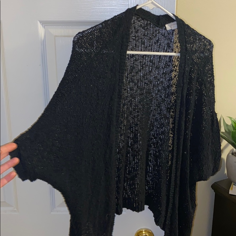 Black throw ever sweater